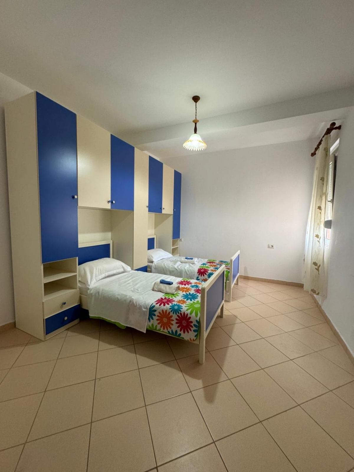 Renting House Vlorë Exterior foto